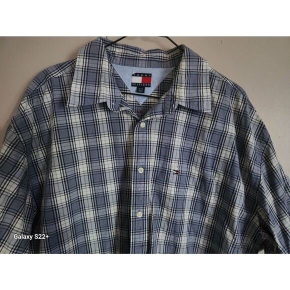 M12  Tommy Hilfiger plaid button-up - Picture 4 of 5